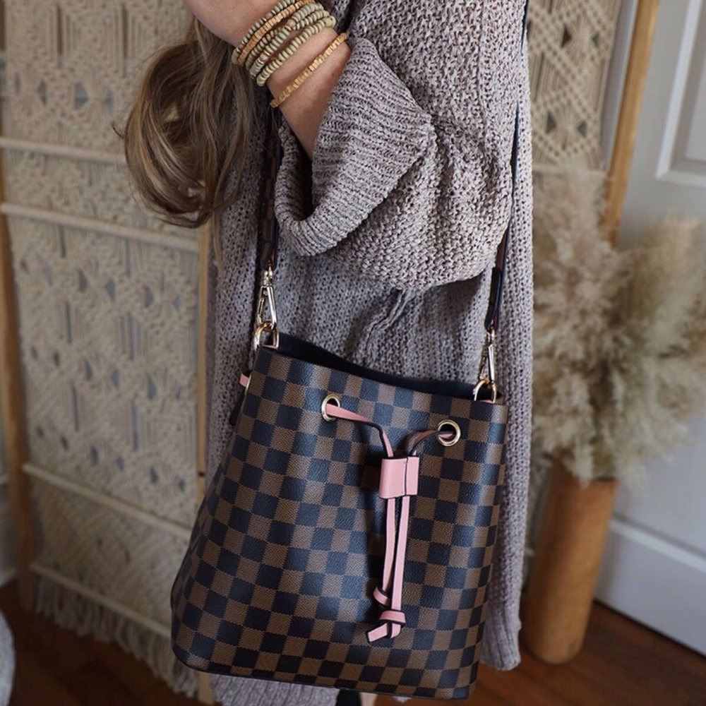 Luxe Checkered Bucket Bag - Brown